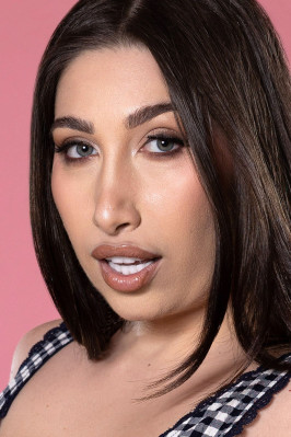 Giulia Napolitano from BRAZZERS